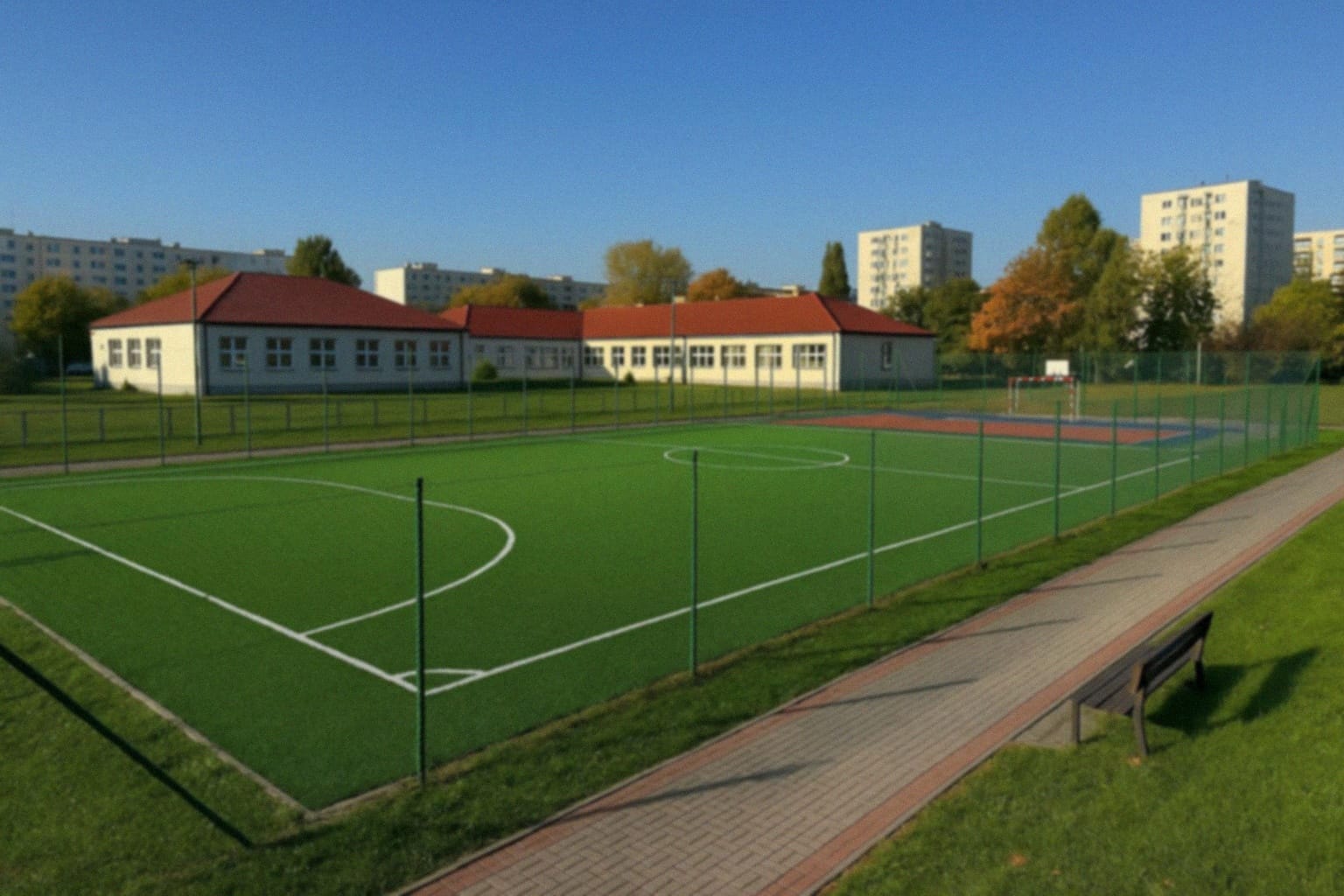 Nowe szatnie piłkarskie oddane do użytku na stadionie w Kłodzku